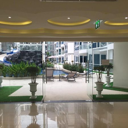 Luxury Business Suits In Grand Avenue By Pattaya City Estates Exteriör bild