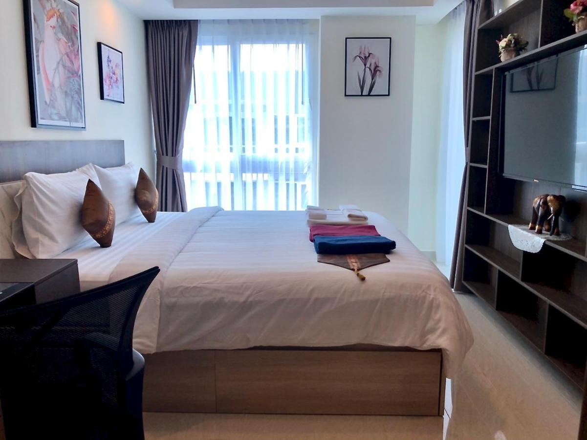 Luxury Business Suits In Grand Avenue By Pattaya City Estates Exteriör bild