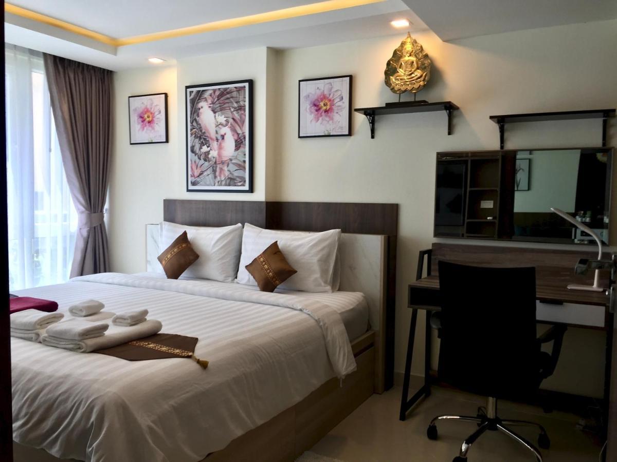 Luxury Business Suits In Grand Avenue By Pattaya City Estates Exteriör bild