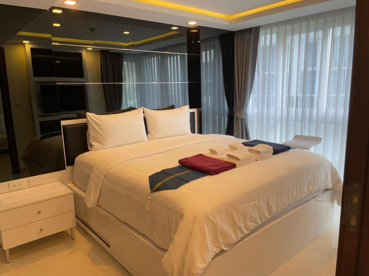 Luxury Business Suits In Grand Avenue By Pattaya City Estates Exteriör bild