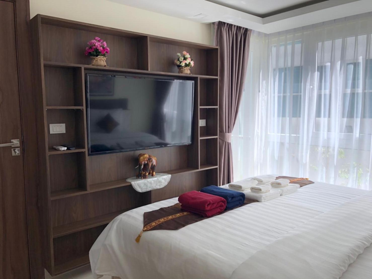 Luxury Business Suits In Grand Avenue By Pattaya City Estates Exteriör bild