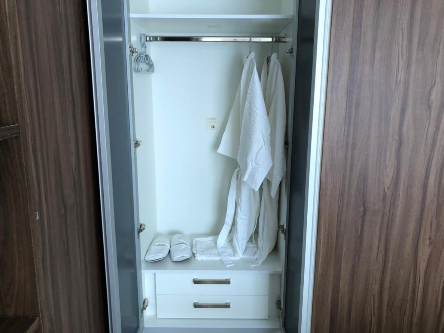 Luxury Business Suits In Grand Avenue By Pattaya City Estates Exteriör bild