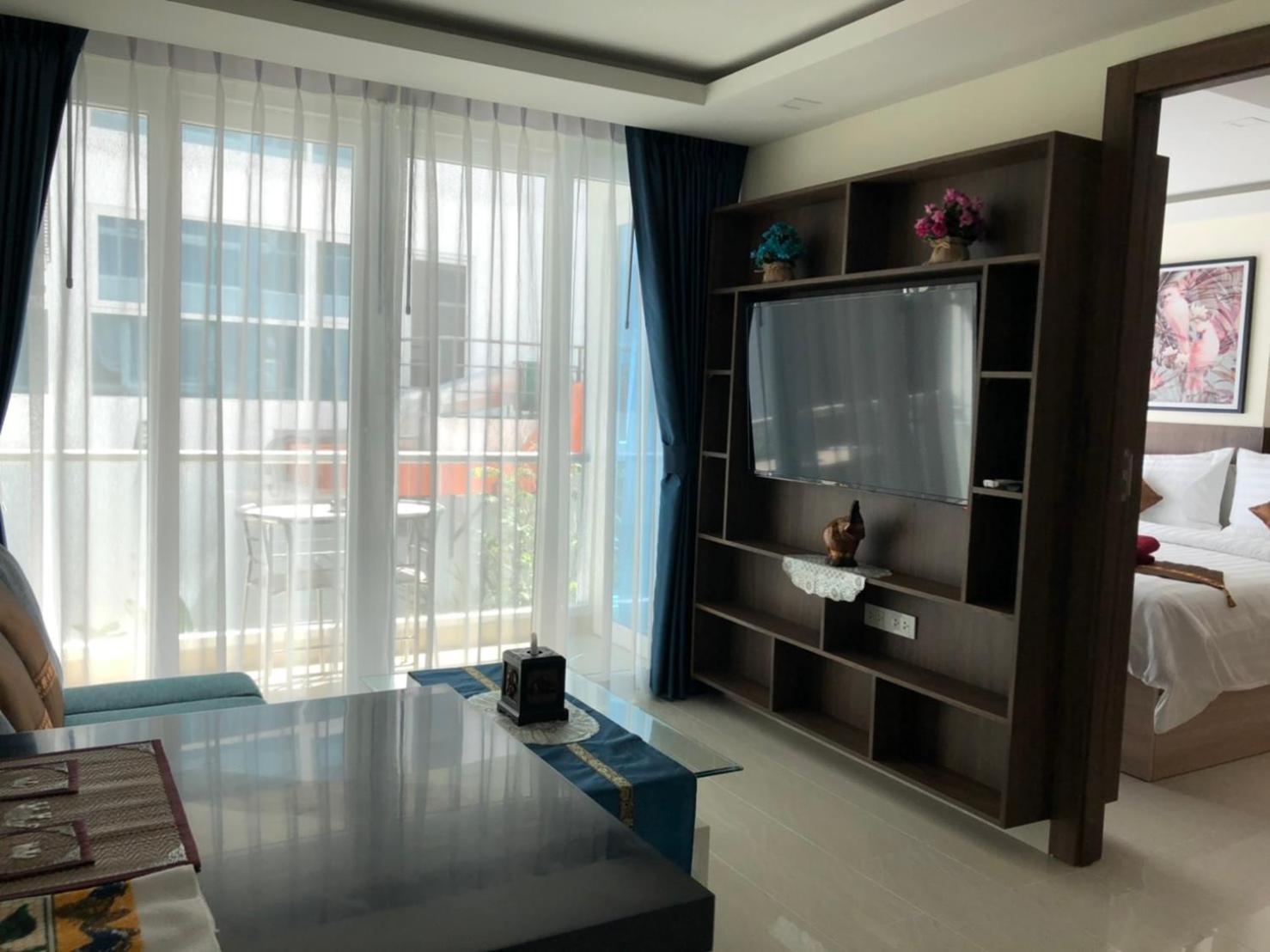 Luxury Business Suits In Grand Avenue By Pattaya City Estates Exteriör bild