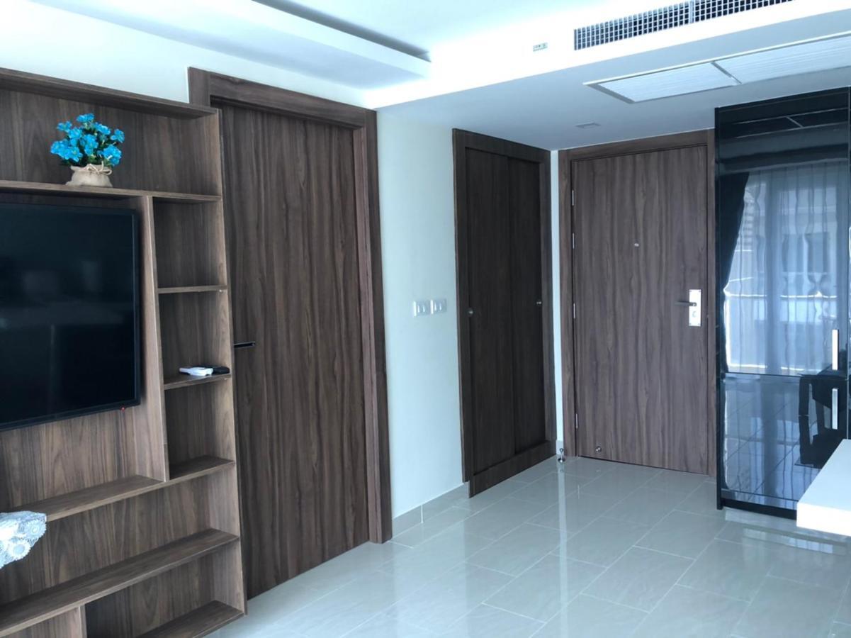 Luxury Business Suits In Grand Avenue By Pattaya City Estates Exteriör bild