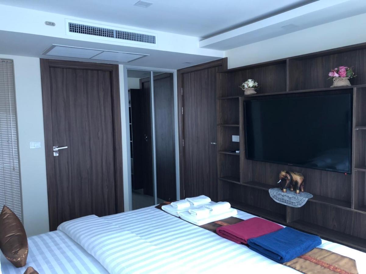 Luxury Business Suits In Grand Avenue By Pattaya City Estates Exteriör bild