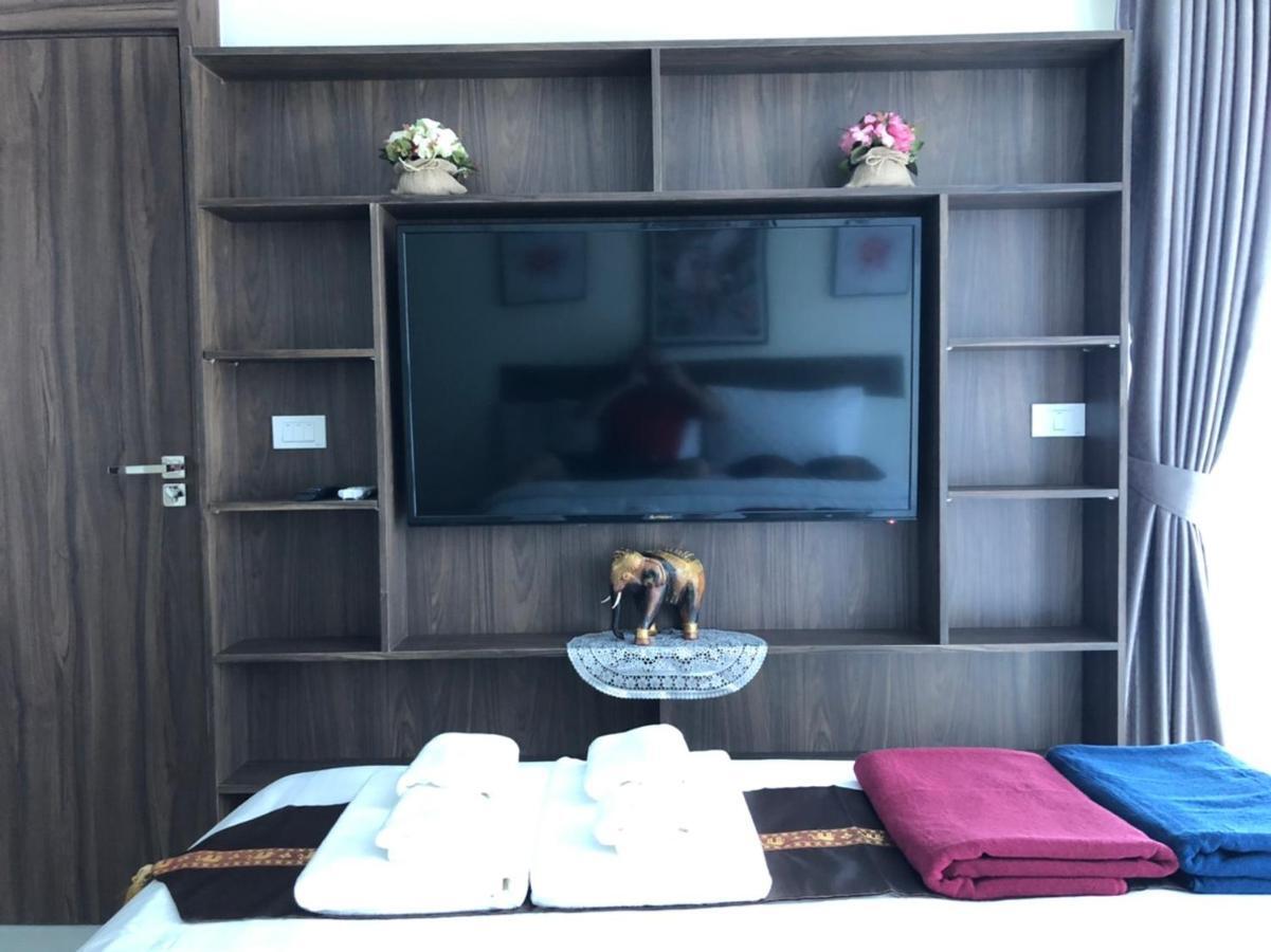 Luxury Business Suits In Grand Avenue By Pattaya City Estates Exteriör bild